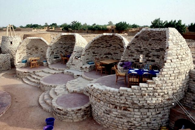 Fichier:Kambary Hotel.jpg