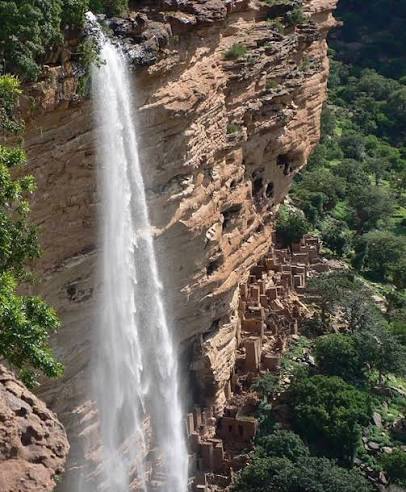 Fichier:Falaise bandiagara.jpg